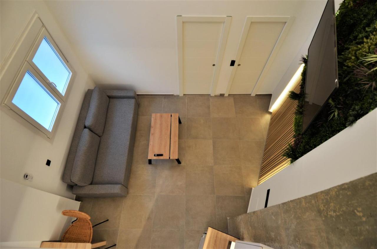 Apartament Biblioteca De Lujo En El Centro Historico De Malaga Zewnętrze zdjęcie